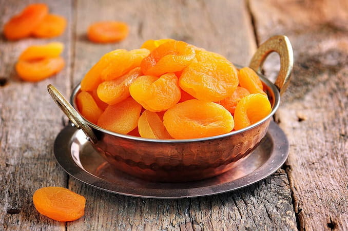 خرید آلو برگه قیصی 600 گرمی تازه و باکیفیت